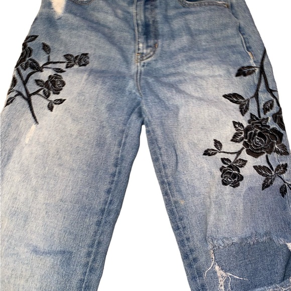 Black Rose Embroidered Pac Sun Mom Jeans size 24 - Picture 2 of 7